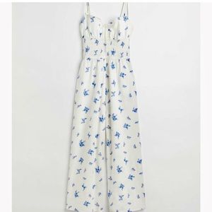 H&M Beautiful Floral Patterned Jumpsuit.